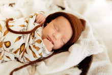 Load image into Gallery viewer, D'Anjou Pear Swaddle