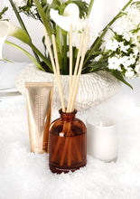 Load image into Gallery viewer, Therapy Limited Edition Festive Collection - Croissant Scented Candle 80g