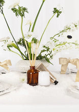 Load image into Gallery viewer, Therapy Limited Edition Festive Collection - White Lily Scented Candle 80g