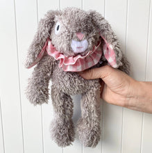 Load image into Gallery viewer, Eloise rabbit - mini
