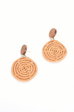 Load image into Gallery viewer, Paper Raffia Crochet Circle Earrings (Natural)