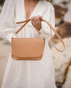 Hampton Crossbody Bag - Camel